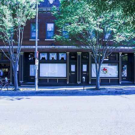 Luxury Apt W/ Spectrum Mood Lighting - Historic Cherokee Street Antique Row แมรีแลนด์ไฮท์ส ภายนอก รูปภาพ